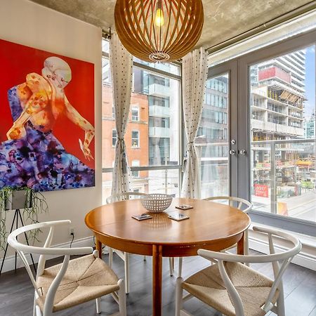 Spacious Corner Apartment Downtown Toronto Dış mekan fotoğraf