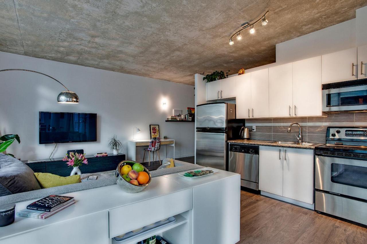 Spacious Corner Apartment Downtown Toronto Dış mekan fotoğraf