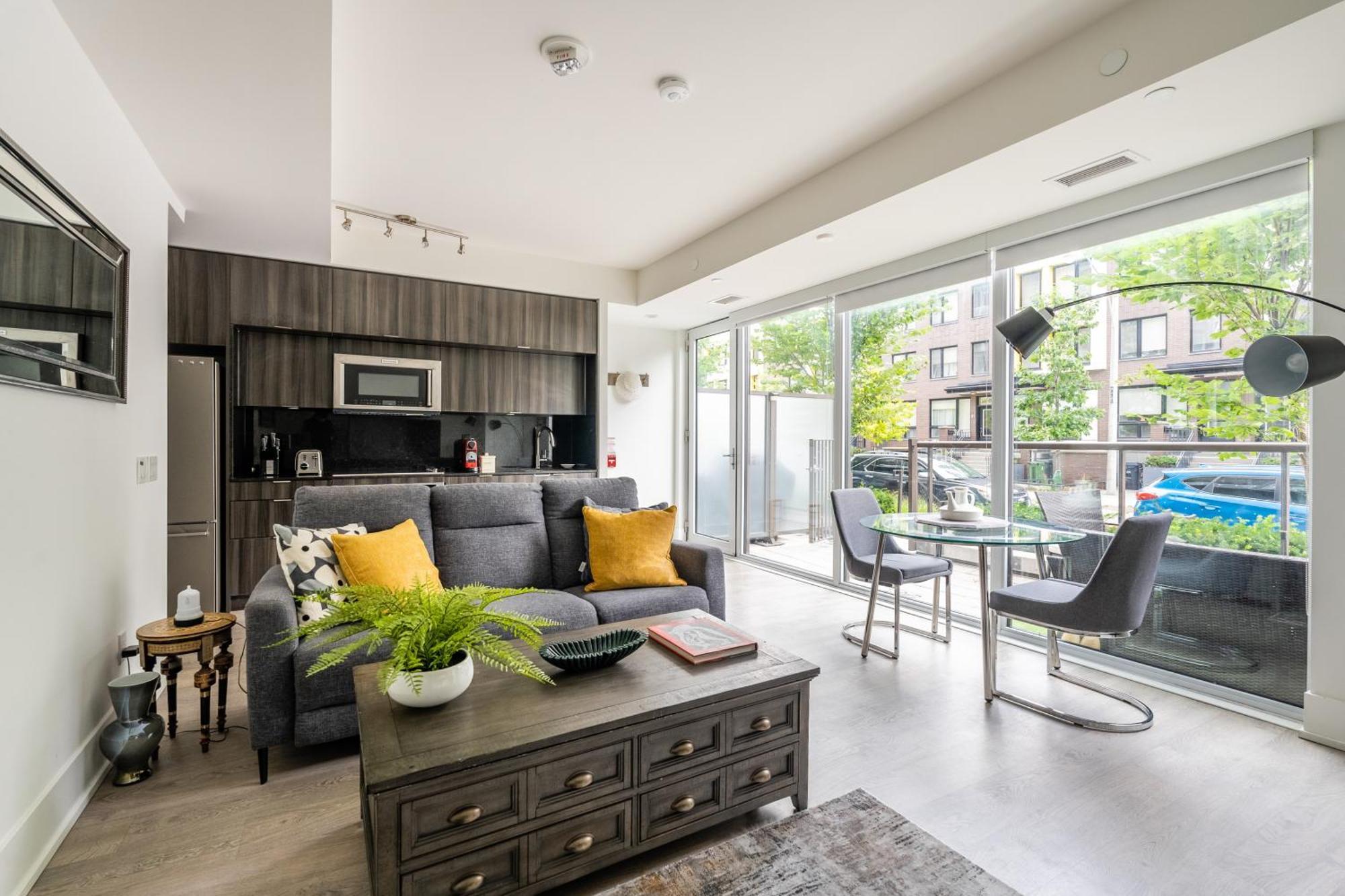 Spacious Corner Apartment Downtown Toronto Dış mekan fotoğraf