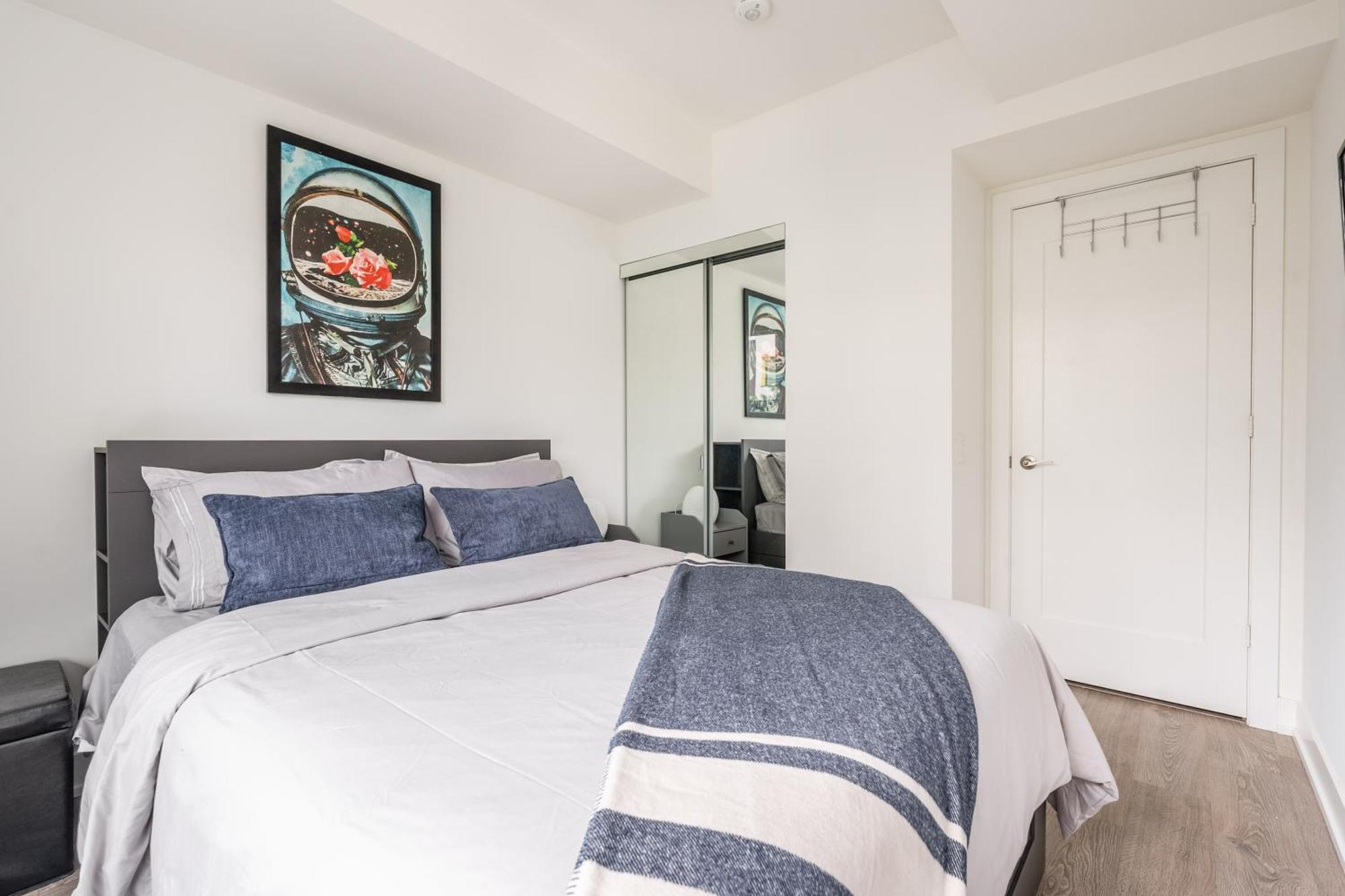 Spacious Corner Apartment Downtown Toronto Dış mekan fotoğraf