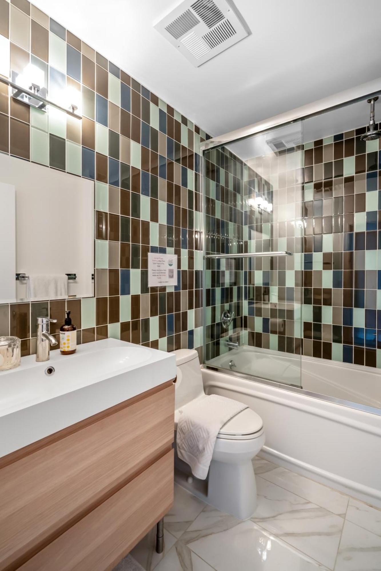Spacious Corner Apartment Downtown Toronto Dış mekan fotoğraf