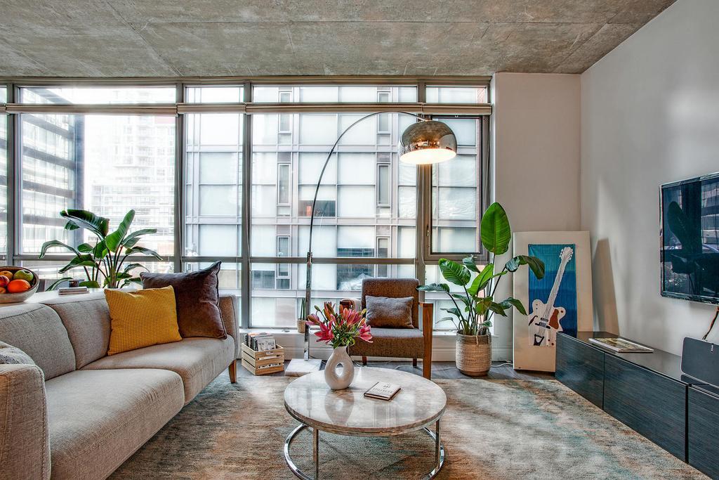 Spacious Corner Apartment Downtown Toronto Dış mekan fotoğraf